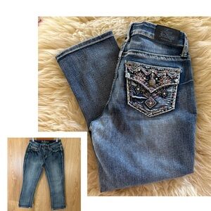 Love Indigo Blue Bohemian Embroidered Straight Leg Capris Jeans